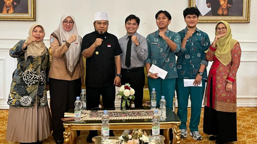 2 Siswa Bengkulu Tembus 11 Kampus Dunia, SMA IT IQRA Raih Penghargaan Rp1 Miliar dari Gubernur