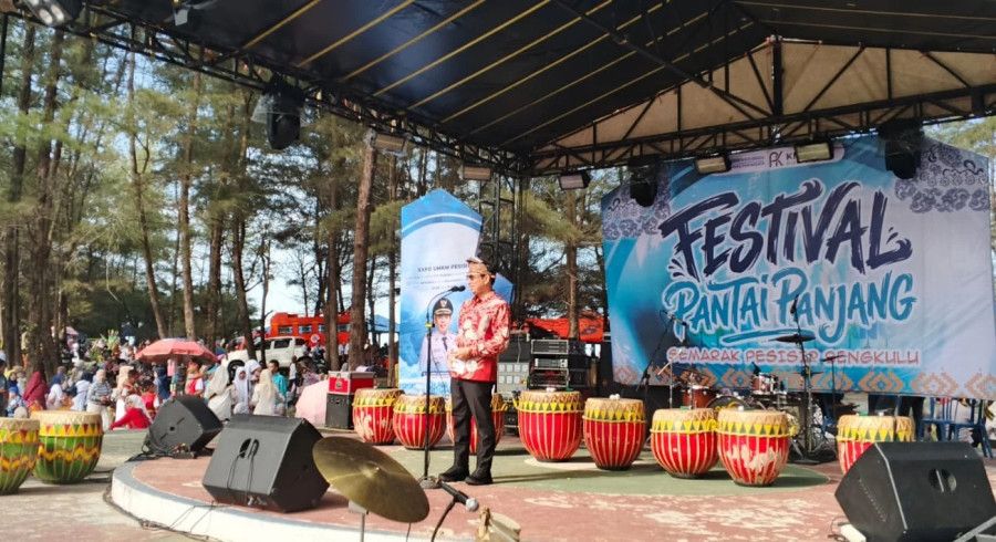 Festival Pantai Panjang 2026 Sukses Digelar Tanpa APBD, UMKM Pesisir Panen Rezeki!