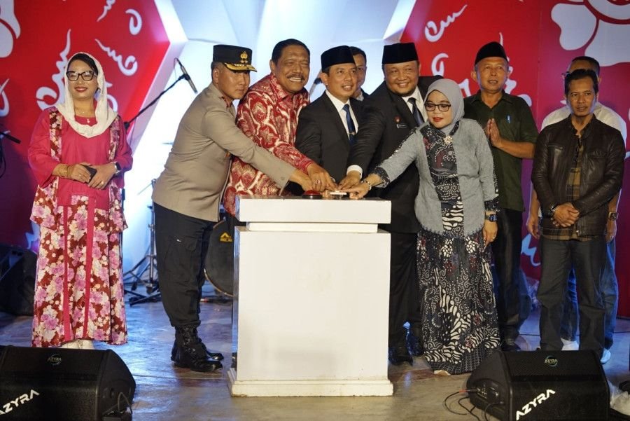 Wajah Baru Kota Bengkulu! Belungguk Point Resmi Diresmikan, Ribuan Warga Padati “Malioboro-nya” Bumi Merah Putih